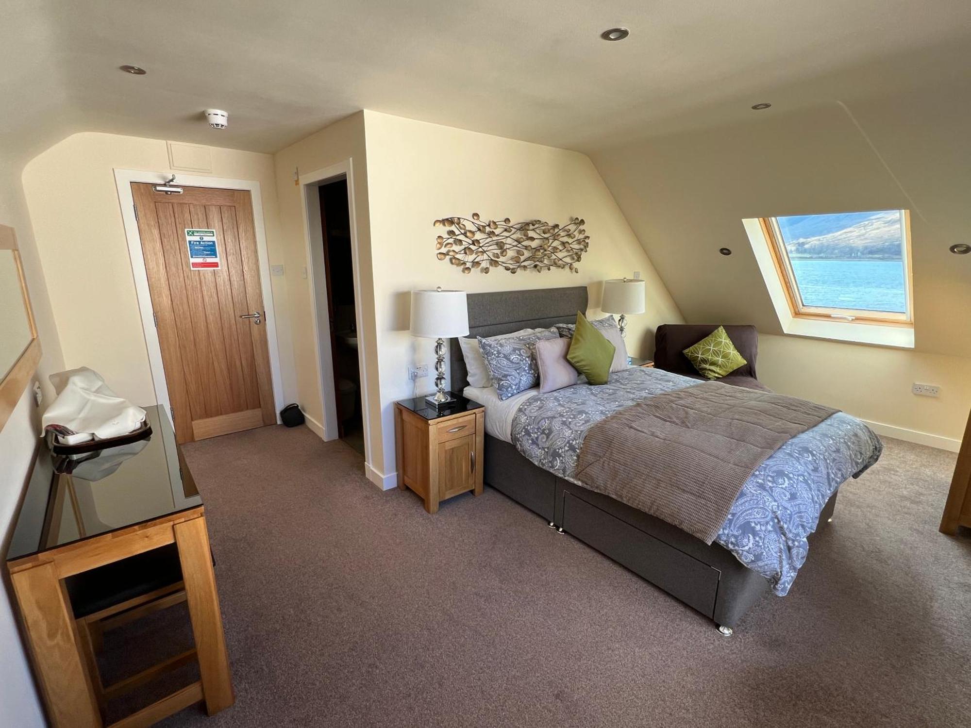 Stronchreggan View Guest House Fort William Exteriör bild