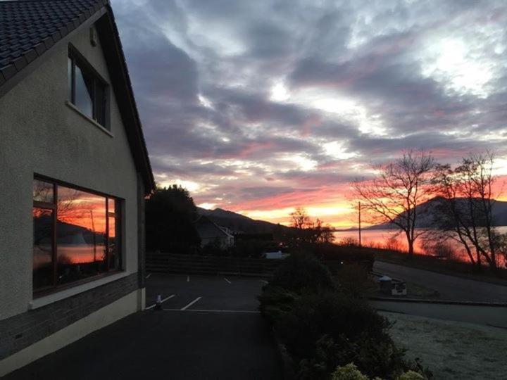 Stronchreggan View Guest House Fort William Exteriör bild