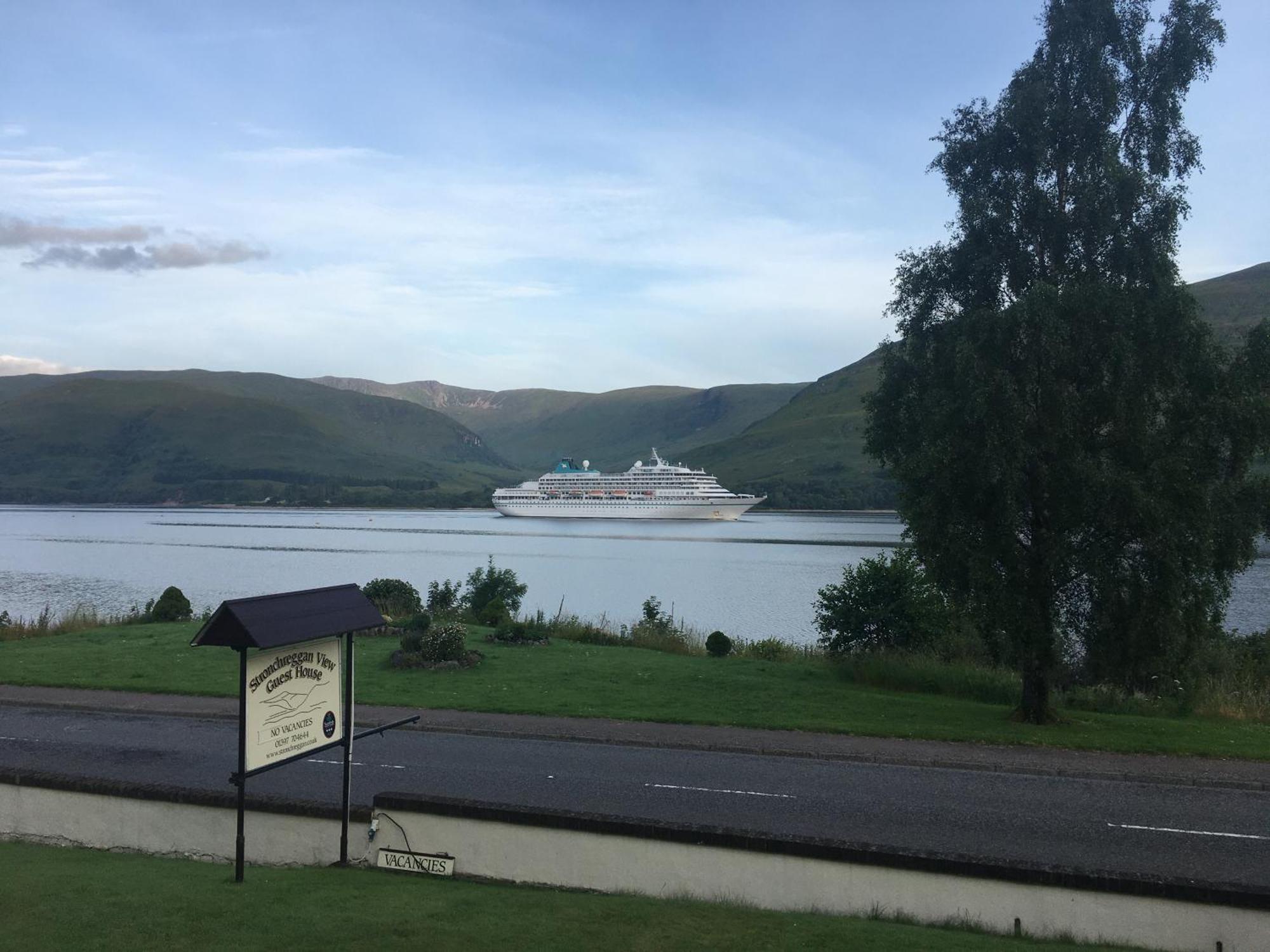 Stronchreggan View Guest House Fort William Exteriör bild