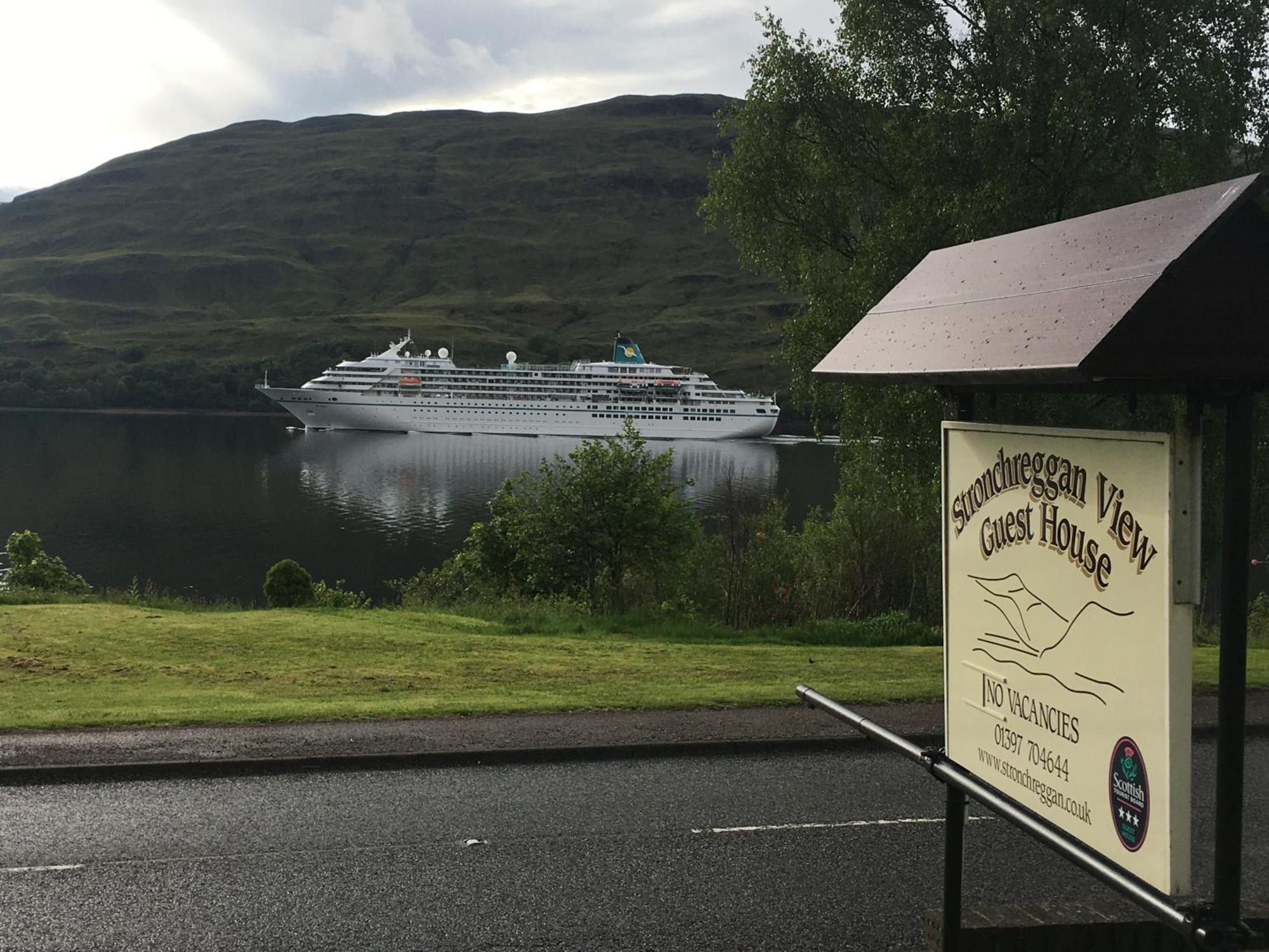 Stronchreggan View Guest House Fort William Exteriör bild
