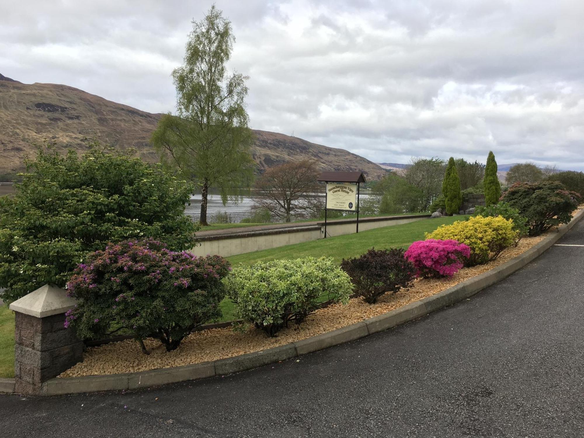 Stronchreggan View Guest House Fort William Exteriör bild