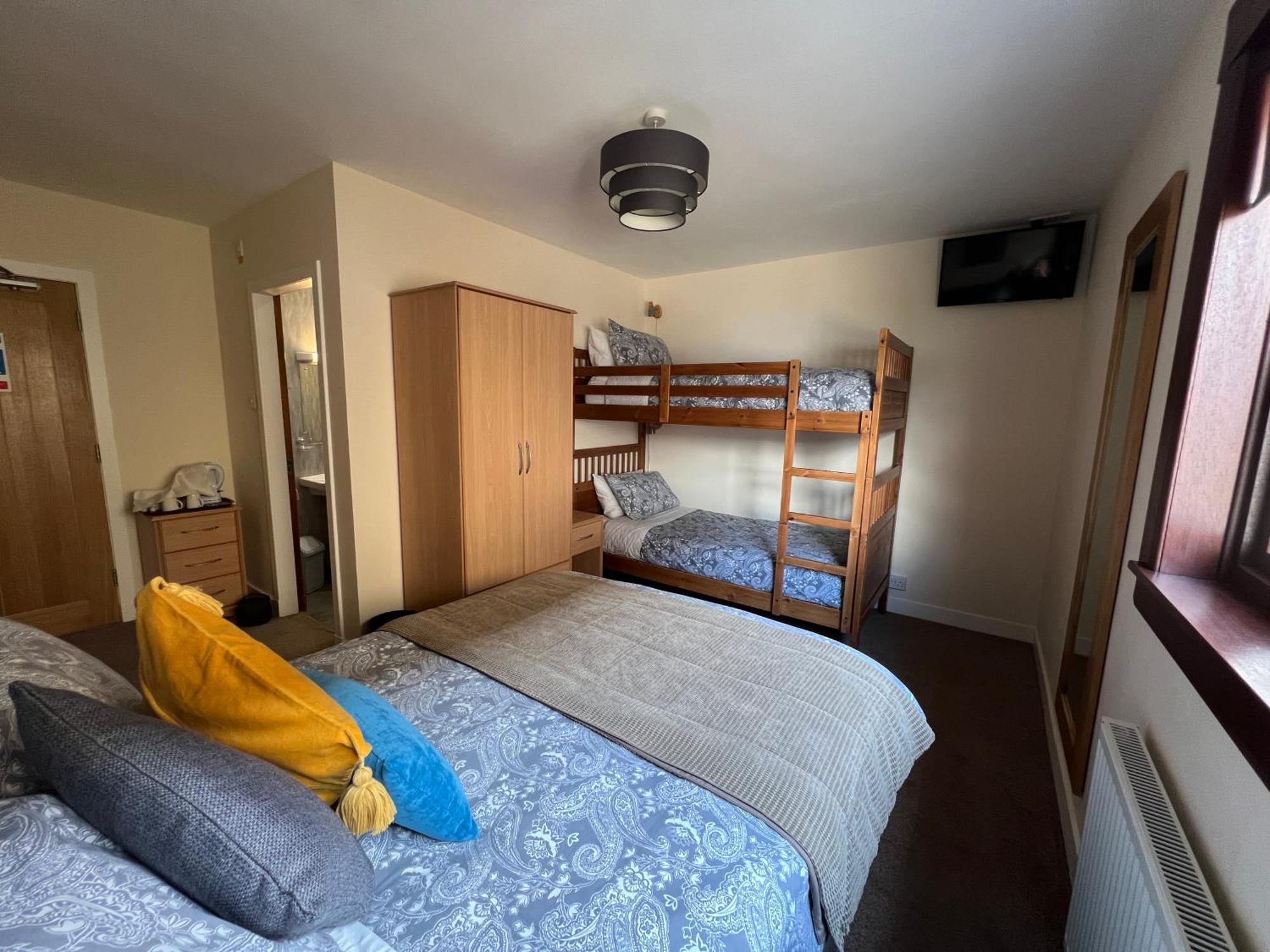 Stronchreggan View Guest House Fort William Exteriör bild